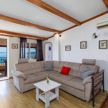 بيت للعطل Family Friendly House With A Swimming Pool - 23571 *